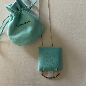 Tiffany’s smile necklace